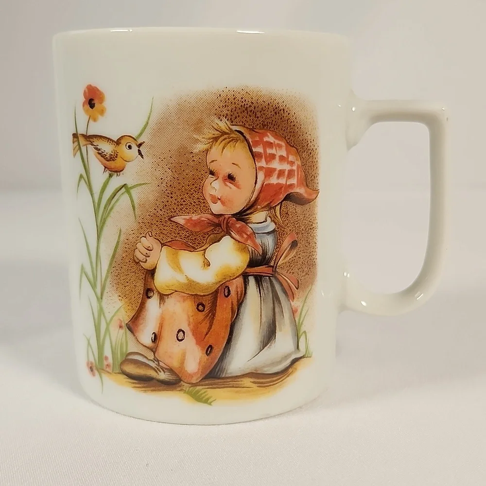 Set of 3 Vintage Hummel-Style Mugs - Collectible Porcelain - Made in Japan 1950s - Picture 6 of 16